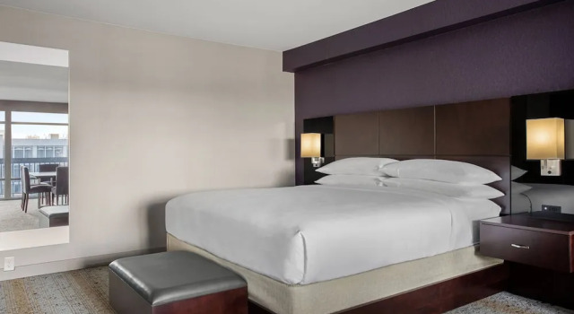Двухместный номер Standard Delta Hotels by Marriott Somerset