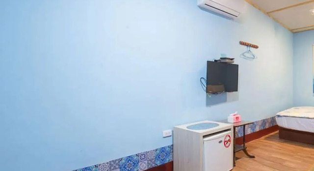 Номер Economy Happy House