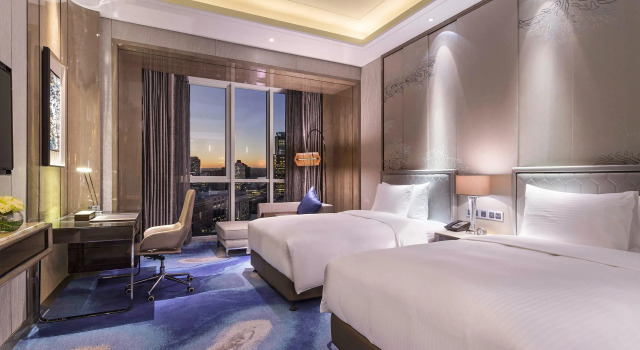 Pullman Yantai Center