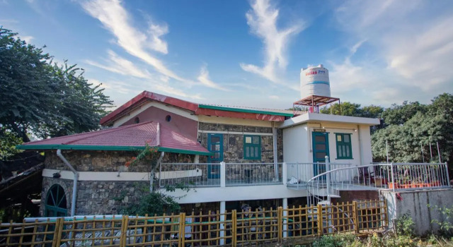 SaffronStays Kaivalya - pet-friendly sustainable mudhouse, Rezervovat Hotel Mussoorie Uttarakhand