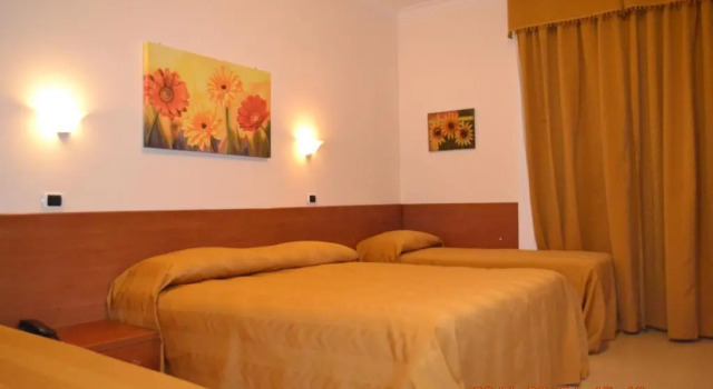 Четырёхместный номер Standard Hotel Everest