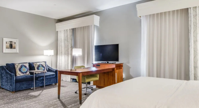 Номер Standard Hampton Inn & Suites Dallas/Ft. Worth Airport South
