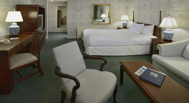 Двухместный номер Deluxe Avon Old Farms Hotel