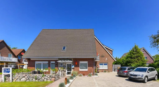Ferienwohnung Haus Boje "Seestern" - a64816, Забронировать Отель Отели Нойхарлингерзиль с парковкой, рядом с Ferry Terminal Neuharlingersiel, Парковка