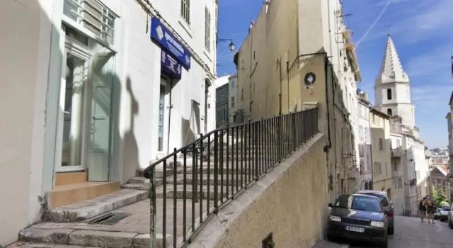 Appartement Le Nid Marseillais, Забронировать Апартаменты/квартира Апартаменты Марселя, рядом с Торговый центр Les Terrasses du Port, Апартаменты/квартира