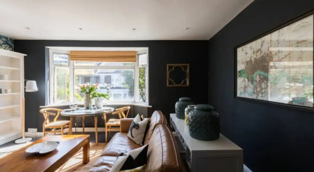 Stylish Flat Just Outside Central London