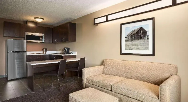 Номер Standard Microtel Inn and Suites by Wyndham Weyburn