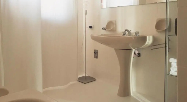 Апартаменты Sunny family apartment in villa - HUMANITAS FORUM IEO