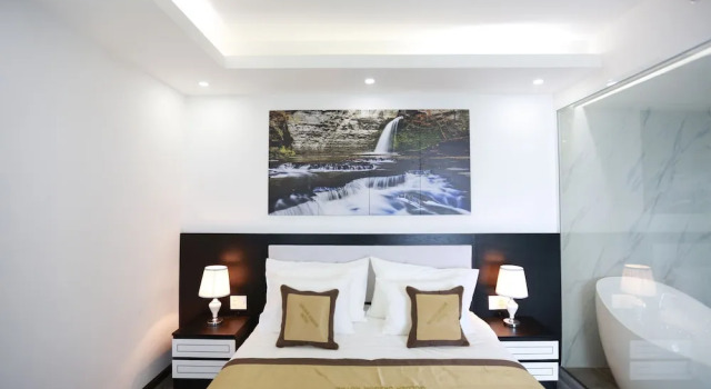 Номер Premier Golden Dragon Hotel