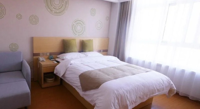 GreenTree Inn Shanxi Baoji Fengxiang Donghu Business Hotel, Забронировать Отель Чжифан Шэньси