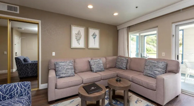 Люкс с 2 комнатами Capistrano SurfSide Inn
