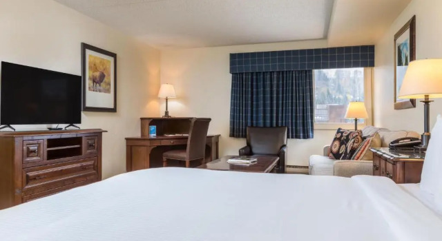 Номер Standard с видом на горы Evergreen Lodge at Vail