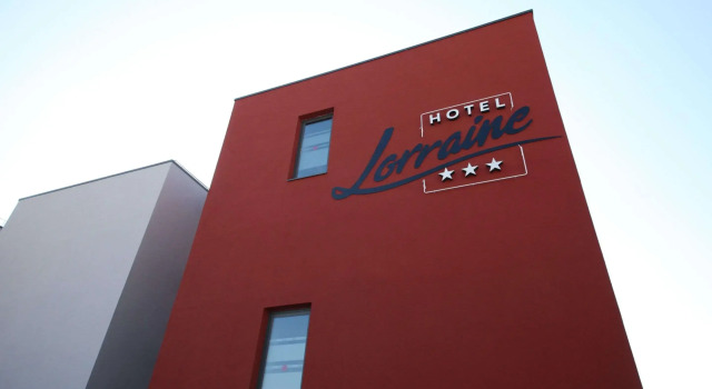 Lorraine Hôtel, Rezerwuj Hotel Hotele w Lotaryngia z parkingiem, Parking