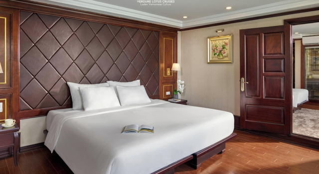 Семейный номер Standard с балконом и с видом на залив Verdure Lotus Classic Cruise on Lan Ha Bay