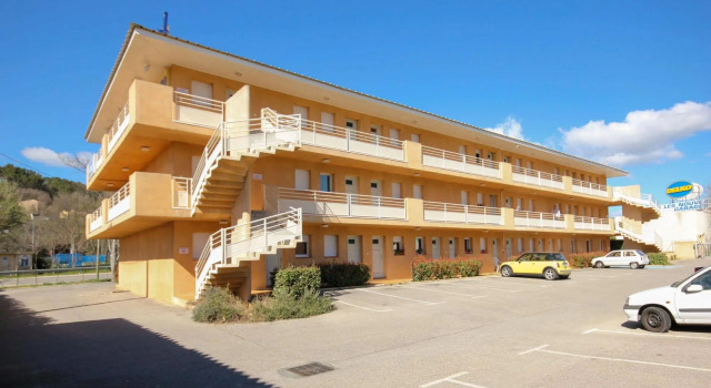 Côté Sud Hotels Et Residences, Забронировать Отель Ла-Буйадис Буш-дю-Рон