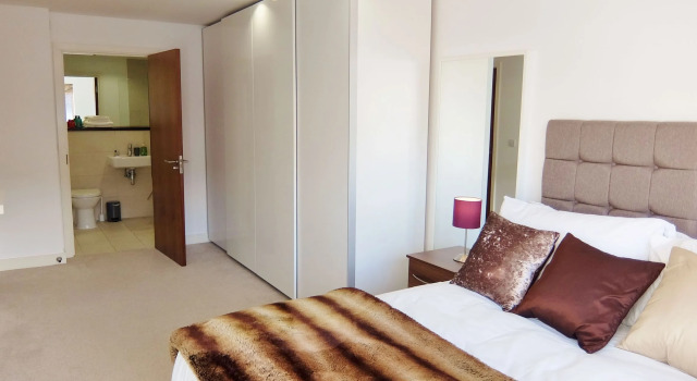 Crown Apartments, Buchen Sie Ferienwohnung Ruislip Hillingdon