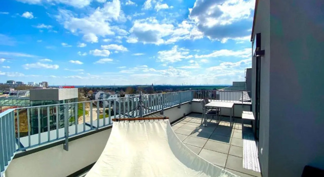 Апартаменты Sonnenwohnen Penthouse direkt bei U-Bahn und Therme Wien mit Top Anbindung ins Zentrum