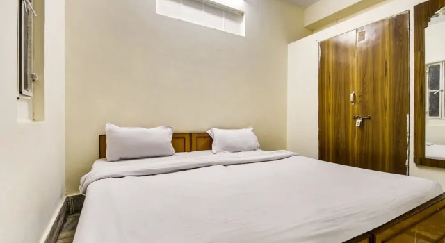 SPOT ON 49335 Hotel Alwin, Rezerwuj Hotel Hotele w Rajasthan z parkingiem, Parking