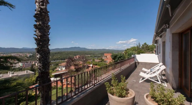 Полулюкс Deluxe Montjuic Bed & Breakfast
