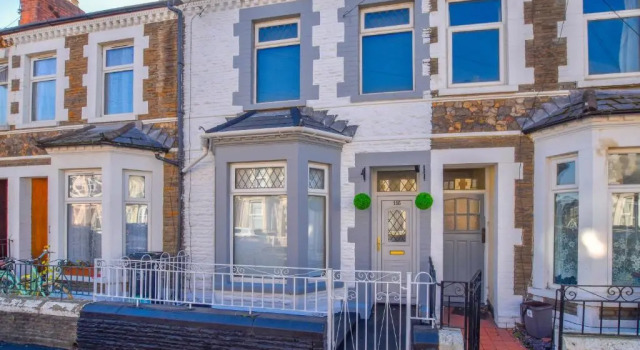 Impeccable 4-bed Home Close to City Centre