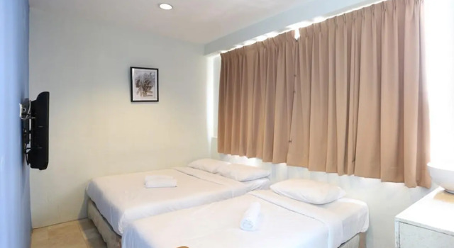 Трёхместный номер Standard New Town Hotel Sunway Mentari