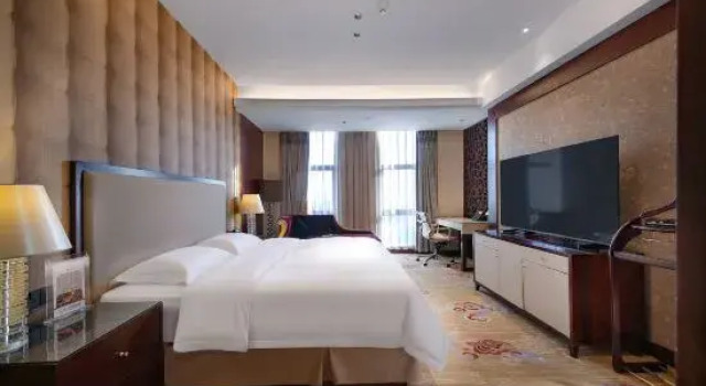Люкс Deluxe Oriental International Hotel (Leping City Donghu Park Branch)