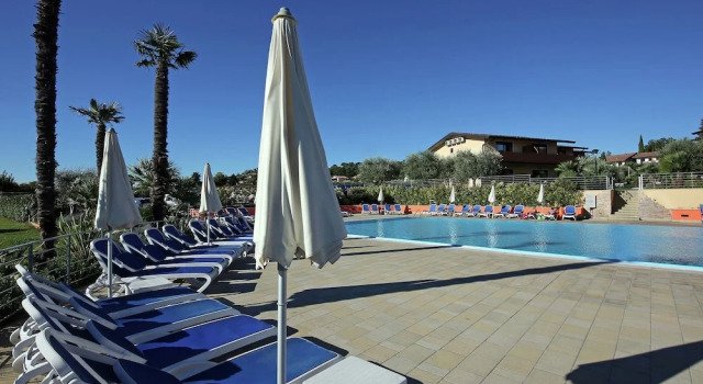 Comfortable Apartment With air Conditioning on Lake Garda