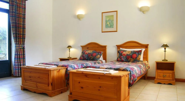 Villagg Tas-Sbejha, Varaa Hotelli Gharb Gozo