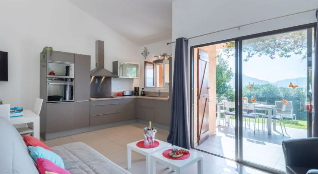 Domaine Santa Giulia Palace, Buchen Sie Hotel SPA-Hotels in Korsika, SPA