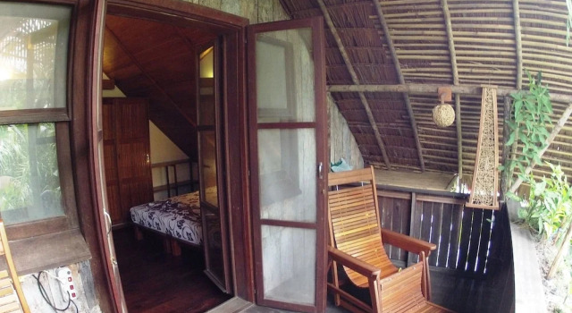 Номер Deluxe с балконом Bukit Raya Guesthouse