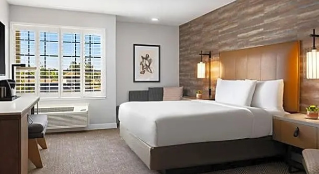Run of House Napa Winery Inn