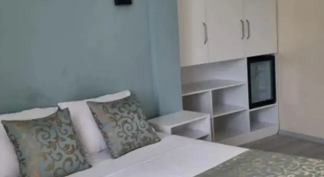 Otel Sezgin Kuşadası, Забронировать Отель Отели Кушадасы с бассейном, рядом с Kusadasi Bars Street, Бассейн