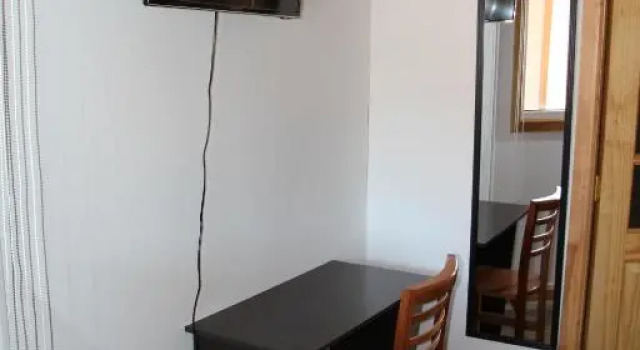 Hostal Fernando de Magalhaes, Prenota Hotel Hotel a Los Lagos con parcheggio, Parcheggio