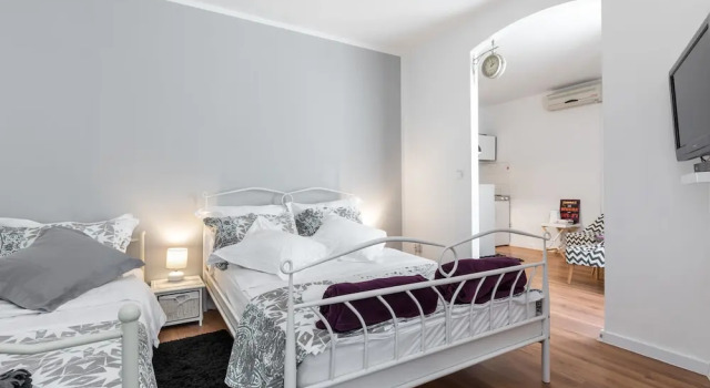 Апартаменты Bright & Modern on Top Location