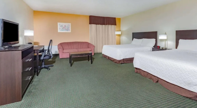 Номер Superior Travelodge by Wyndham Bracebridge