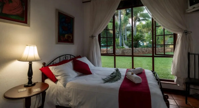 Номер Comfort Harties Wellness Centre & Accommodation