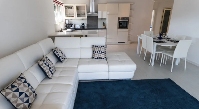Belgolfo Apartment, Забронировать Апартаменты/квартира Отели Лугано с парковкой, рядом с Парк Ciani, Парковка