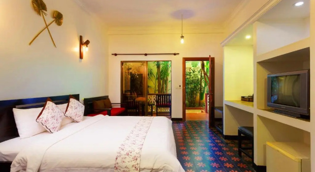 Номер Standard с видом на бассейн La Niche Dangkor Boutique Hotel