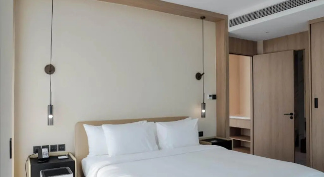 Люкс с 2 комнатами Radisson Resort Layan Phuket