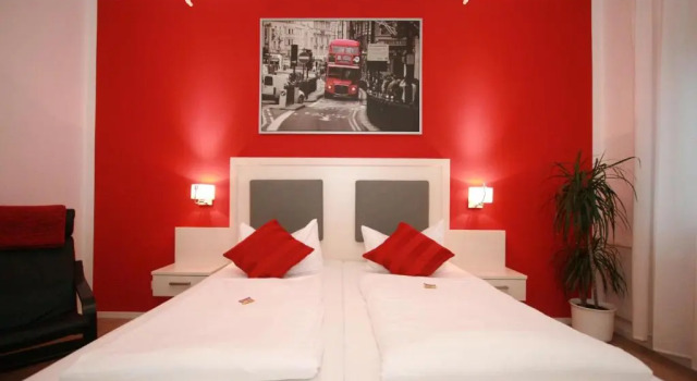 Двухместный номер Standard Hotel Römer