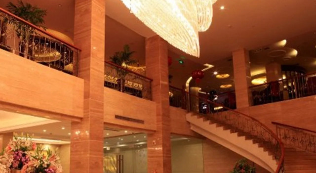 Atlanta Regal Hotel, Book Hotel Hoteller i Yiwu med pool, Swimmingpool