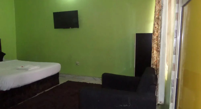 Номер Executive с балконом Ikeja Transit Hotel Iyala
