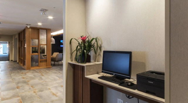 Fairfield Inn and Suites by Marriott Northfield, Varaa Hotelli Hotellit Minnesota pysäköinnillä, Pysäköinti