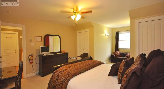 Snowflake Manor Bed and Breakfast, Rezervovat Hotel Hotely v Nové Skotsko s bazénem, Bazén