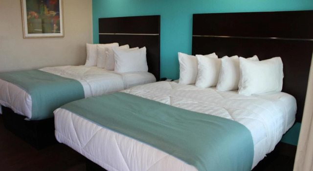 Monterey Inn