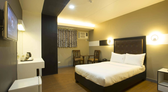 Lucky 9 Budget Hotel