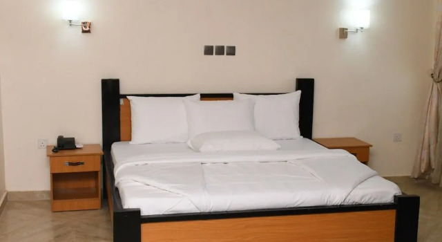 Goodview Suites& Apartments