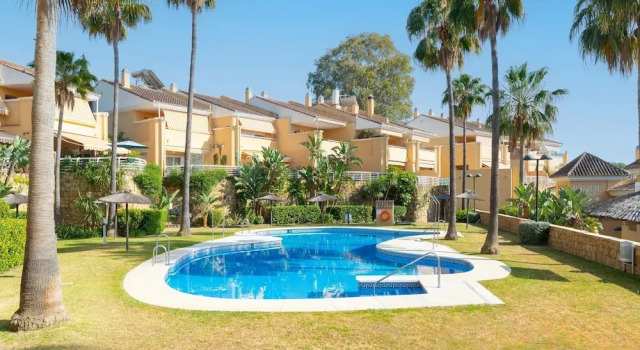 Апартаменты Aguamarina Gamonal in Marbella