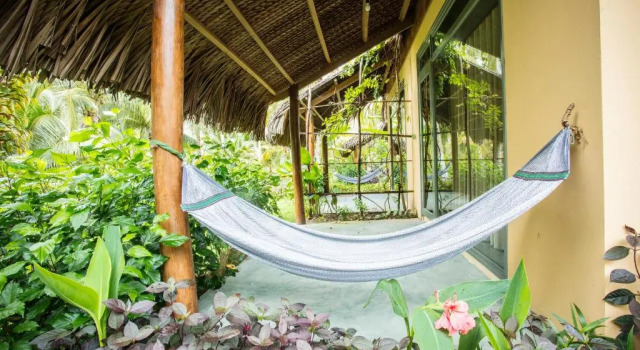 Трёхместный номер Standard с видом на сад Mekong Home