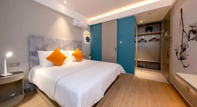 Magnotel Hotel·Beijing Universal Studio, Book Hotel Hoteller i Beijing Province med parkering, Parkering